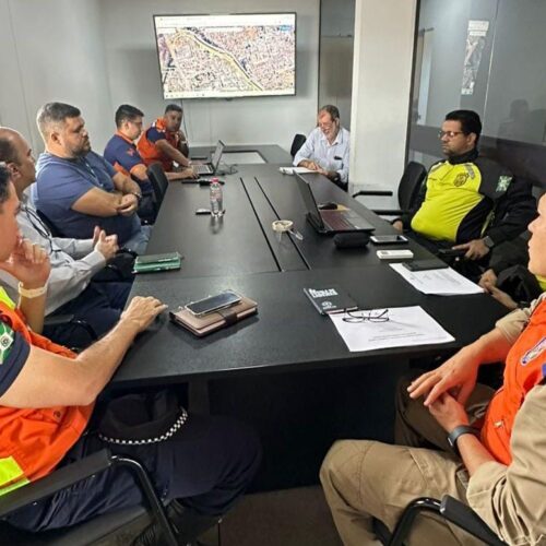 Reunião do gabinete de crise climática de Goiânia. Foto: Secom